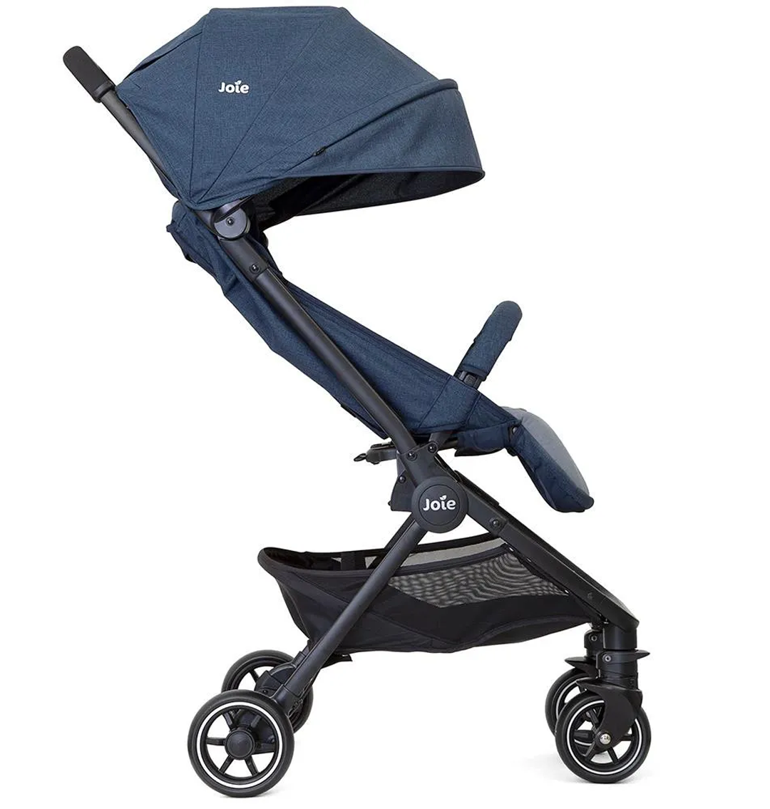 Carrinho de bebê compacto Pact Joie 3